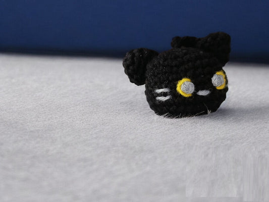 Haute Crafts Handmade Crochet Cute Catty Keychain (Washable Keychain)