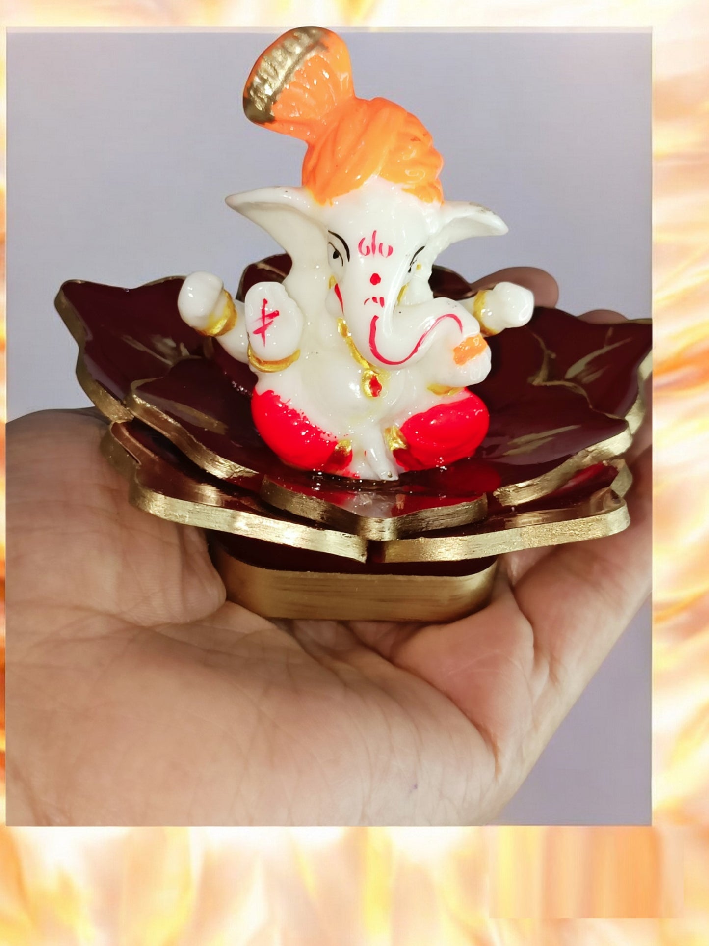 Haute Crafts Ganesh Idol Murti with Resin 3d Flower Statue for Car Dashboard Gift Lord Ganesha Ganpati Idols Showpiece Figurine for Home Pooja Room Diwali Decoration., Resin