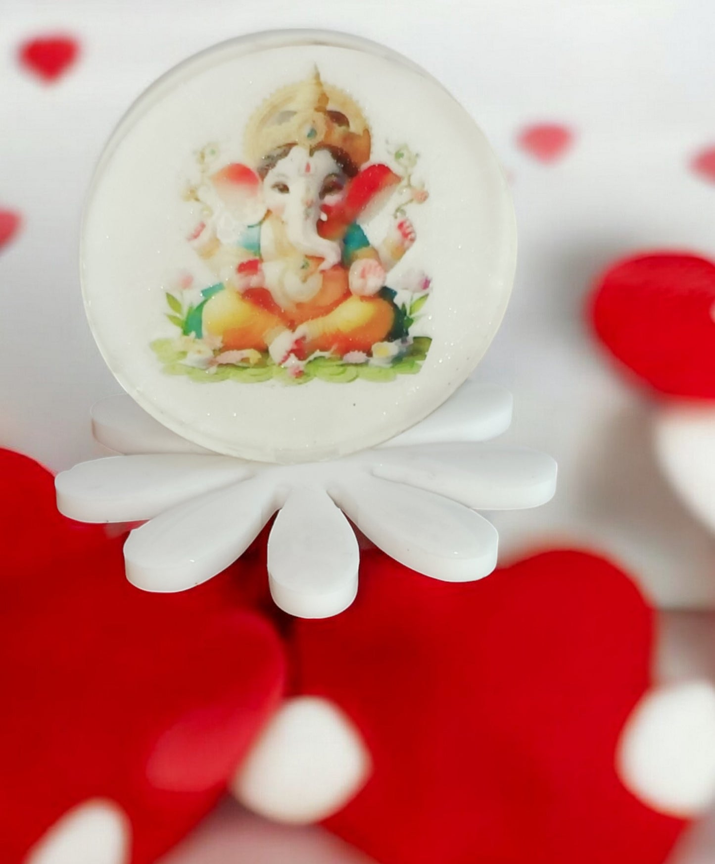 Haute Crafts Ganesh Idol with Resin 3d Flower Statue for Car Dashboard Gift Lord Ganesha Ganpati Idols Showpiece Figurine for Home Pooja Room Diwali Decoration., Resin