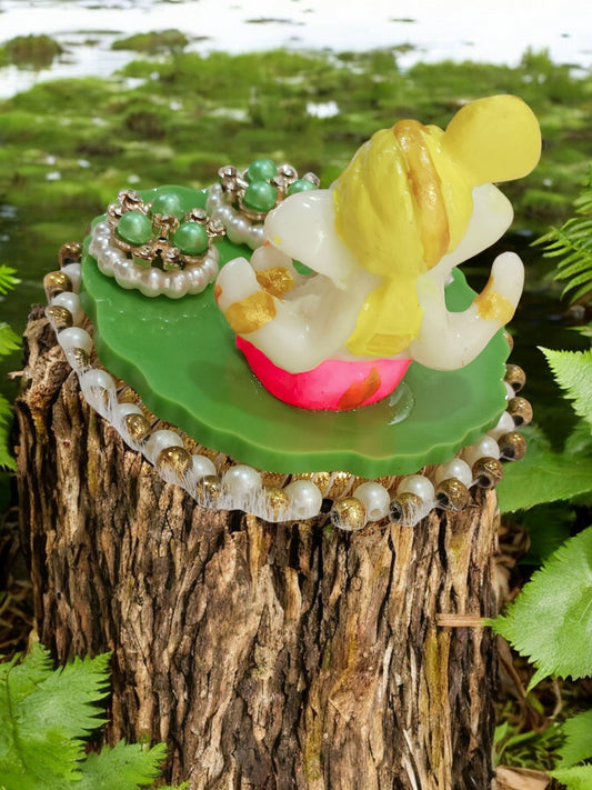 Haute Crafts Ganesh Idol with Resin Base, decorative Pearl Flower Statue for Car Dashboard Gift Lord Ganesha Ganpati Idols Showpiece Figurine for Home Pooja Room Diwali Decoration., Resin