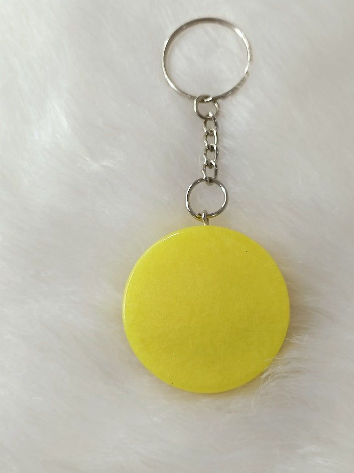 Haute Crafts "Radhe Krishna" Theme Keychain - Resin Alphabet Initial Letter Keychain Key Ring for Women Girls Purse Handbags, Bike, Car Keyring.Home, Small Gifts