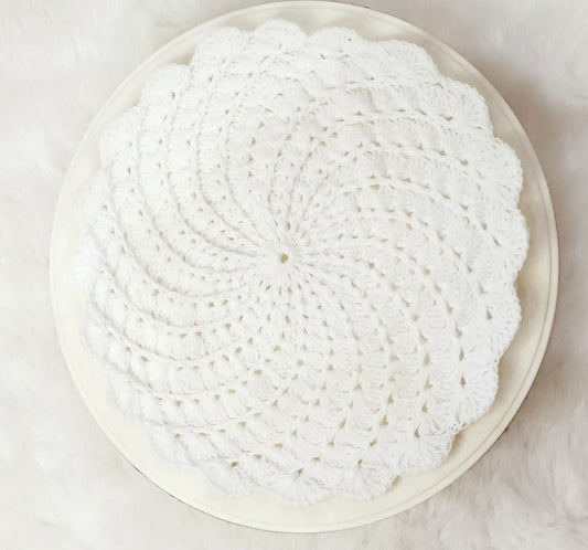 Haute Crafts Handcrafted Crochet Thalposh, Woolen Puja Thali Cover for Temple, Thal Posh Plate Cover (White, 12.5'' Round)