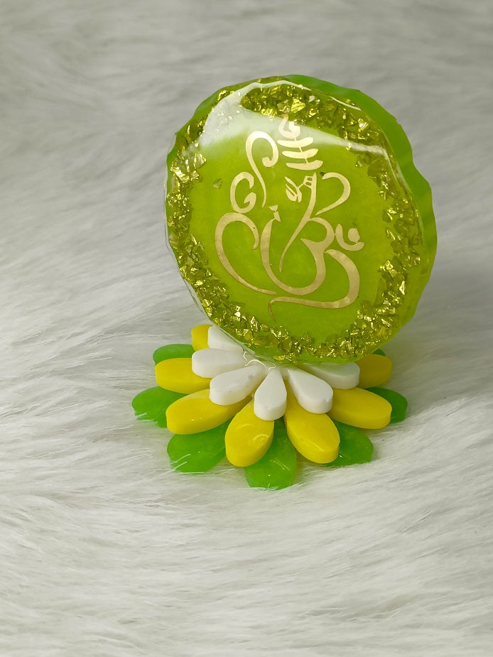 Haute Crafts 2.5 Inch Resin art Handcrafted Premium "Ganesha" for Car Dashboard, Home Decor, Puja Ghar and Gifting.