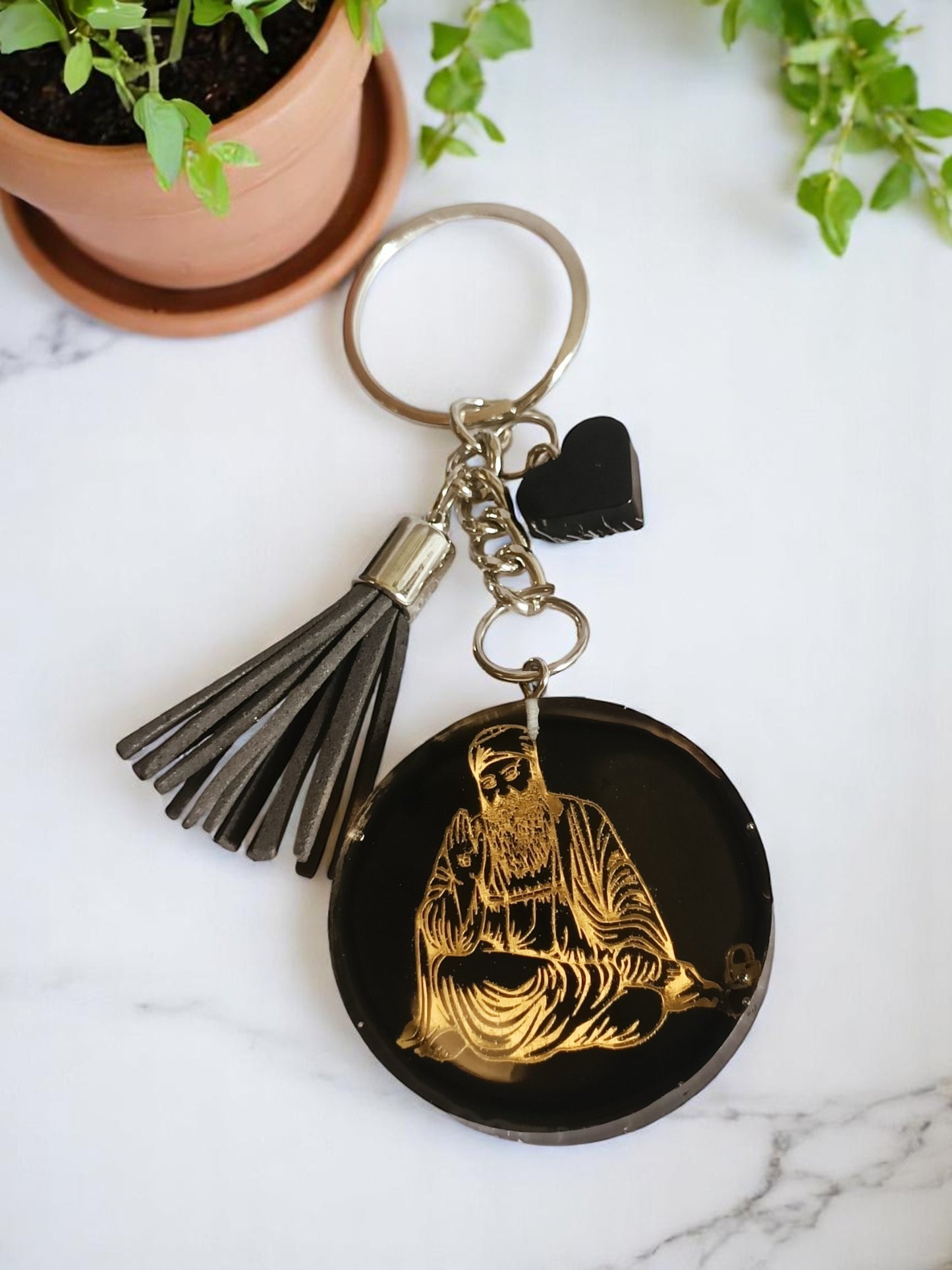 Haute Crafts Guru Nanak ji Theme with Tassel & Heart ,Resin Keychain Key Ring for Women, Girls Purse ,Handbags, Car, Bike.