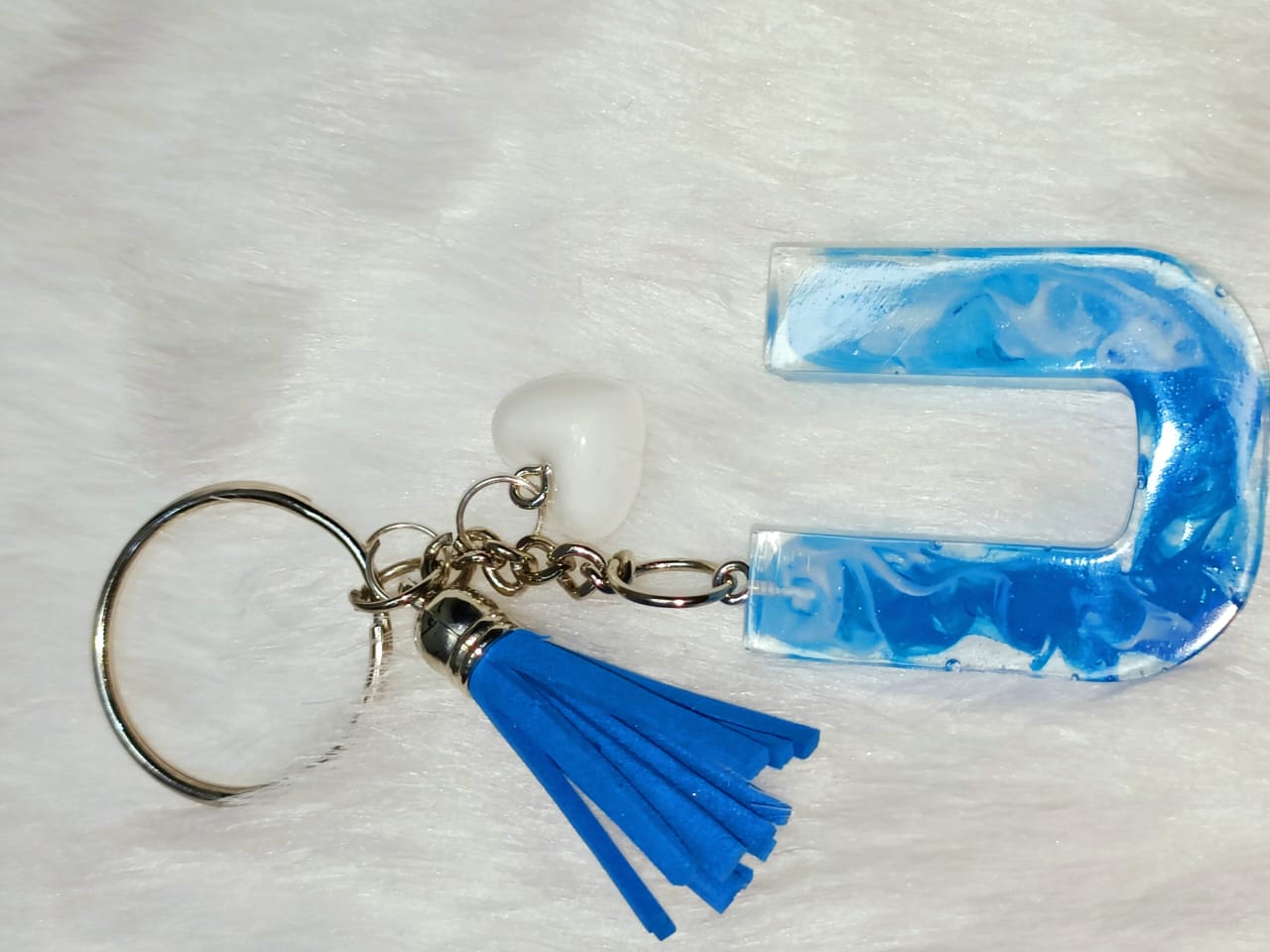 Haute Crafts Sky Blue & White With Small Heart & Tassel ("U") Resin Alphabet Initial Letter Keychain Key Ring for Women Girls Purse Handbags ("U")