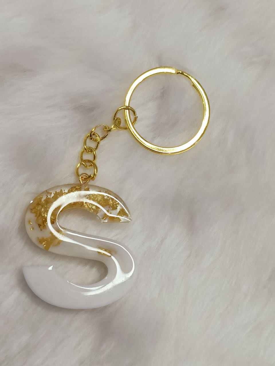 Haute Crafts Shiny White & Golden ("S") Resin Alphabet Initial Letter Keychain Key Ring for Women Girls Purse Handbags, Bike, Car Keyring ("S")