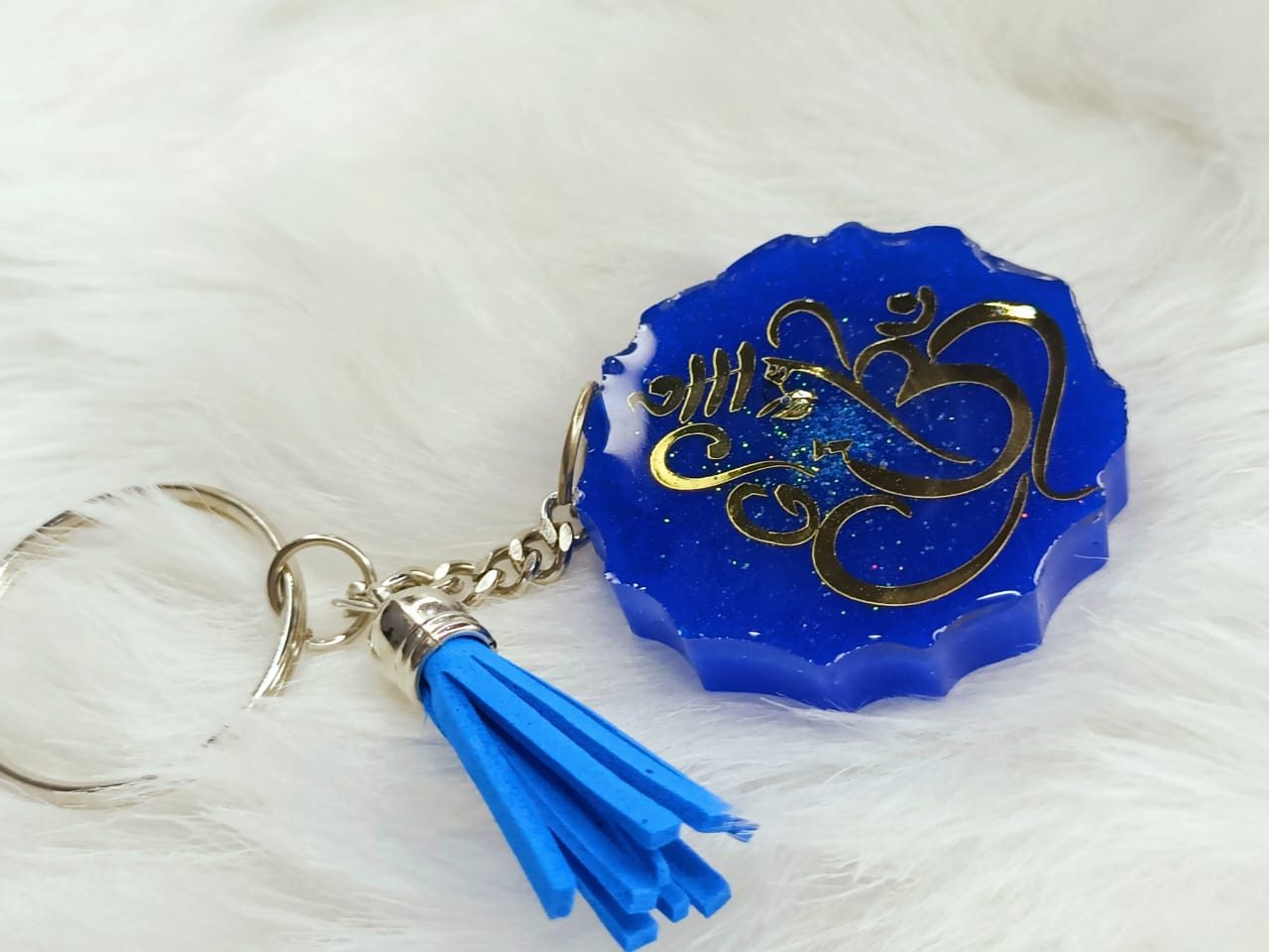 Haute Crafts Ganesh ji Theme with Tassel ,Resin Keychain Key Ring for Women, Girls Purse ,Handbags, Car, Bike.