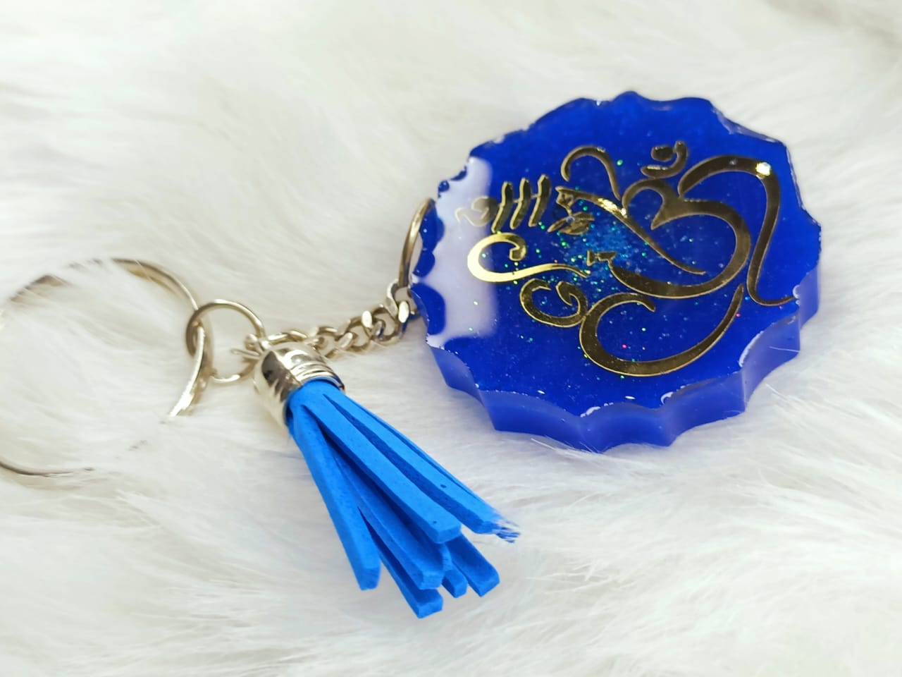 Haute Crafts Ganesh ji Theme with Tassel ,Resin Keychain Key Ring for Women, Girls Purse ,Handbags, Car, Bike.