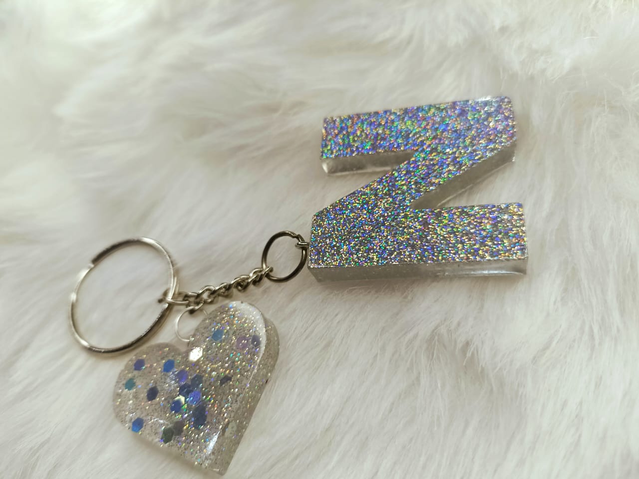 Haute Crafts Shiny Glittery Silver ("N")- with Big Heart, Resin Alphabet Initial Letter Keychain Key Ring for Women Girls Purse Handbags, Bike, Car Keyring, Home, Small Gifts, ("N")