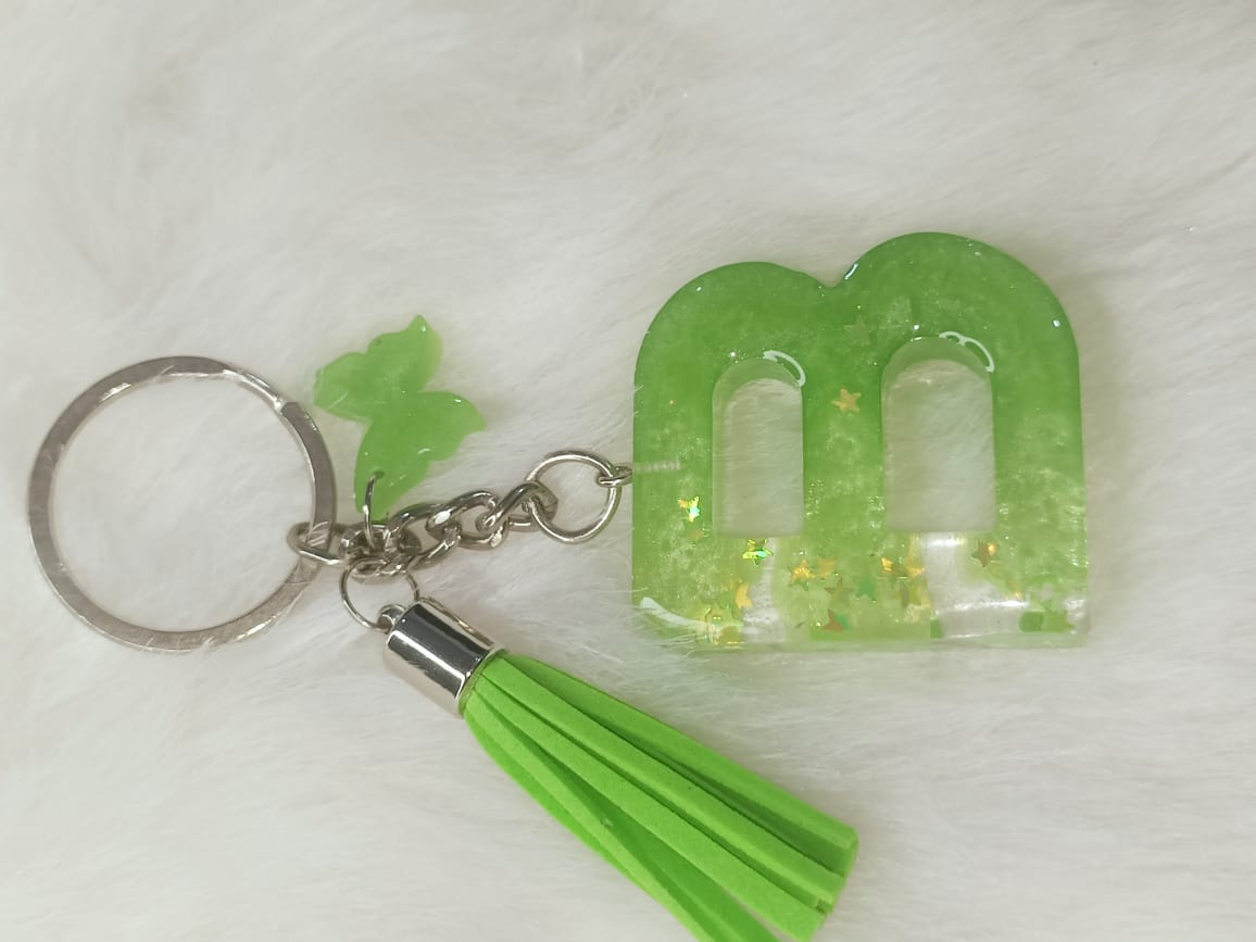 Haute Crafts Shiny Star Light Green ("B")- with small Butterfly & Green Tassel, Resin Alphabet Initial Letter Keychain Key Ring for Women Girls Purse Handbags, Bike, Car Keyring, Small Gifts, Home, ("B"