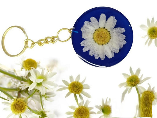 Haute Crafts "White Flower" Theme Keychain - Resin Alphabet Initial Letter Keychain Key Ring for Women Girls Purse Handbags, Bike, Car Keyring.Home, Small Gifts