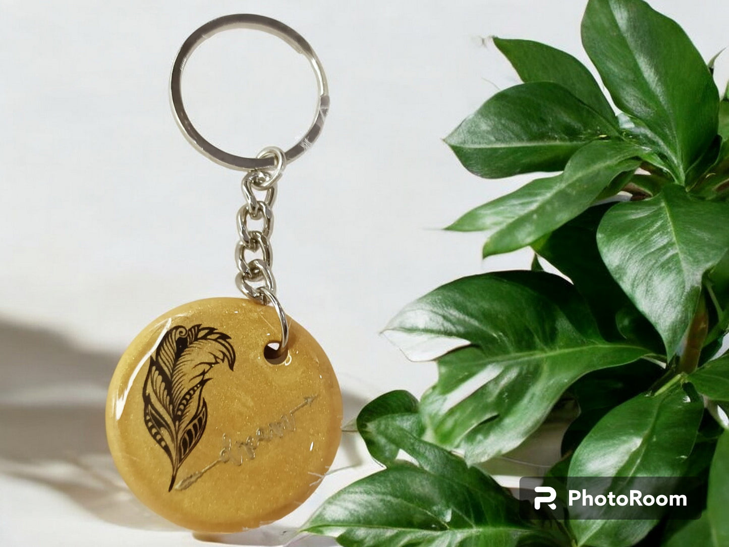 Haute Crafts "Dream" Theme Keychain - Resin Alphabet Initial Letter Keychain Key Ring for Women Girls Purse Handbags, Bike, Car Keyring.Home, Small Gifts