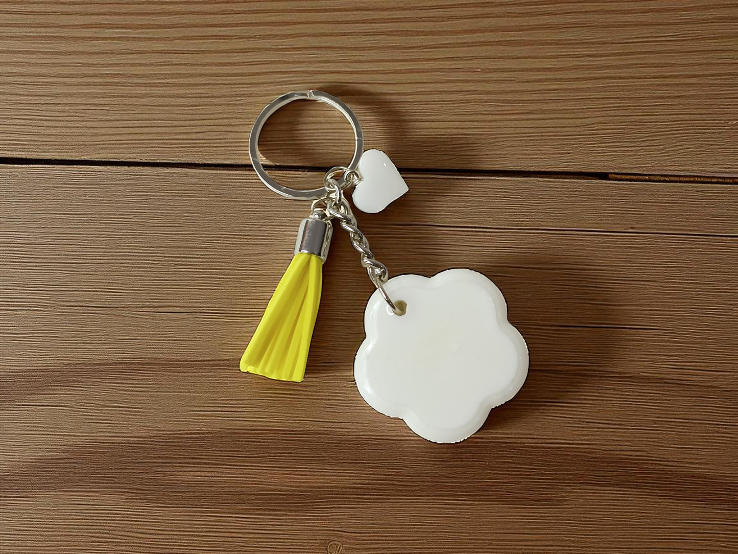 Haute Crafts "Tom & Jerry & Tweety" Theme Keychain - Resin Alphabet Initial Letter Keychain Key Ring for Women Girls Purse Handbags, Bike, Car Keyring.Home, Small Gifts