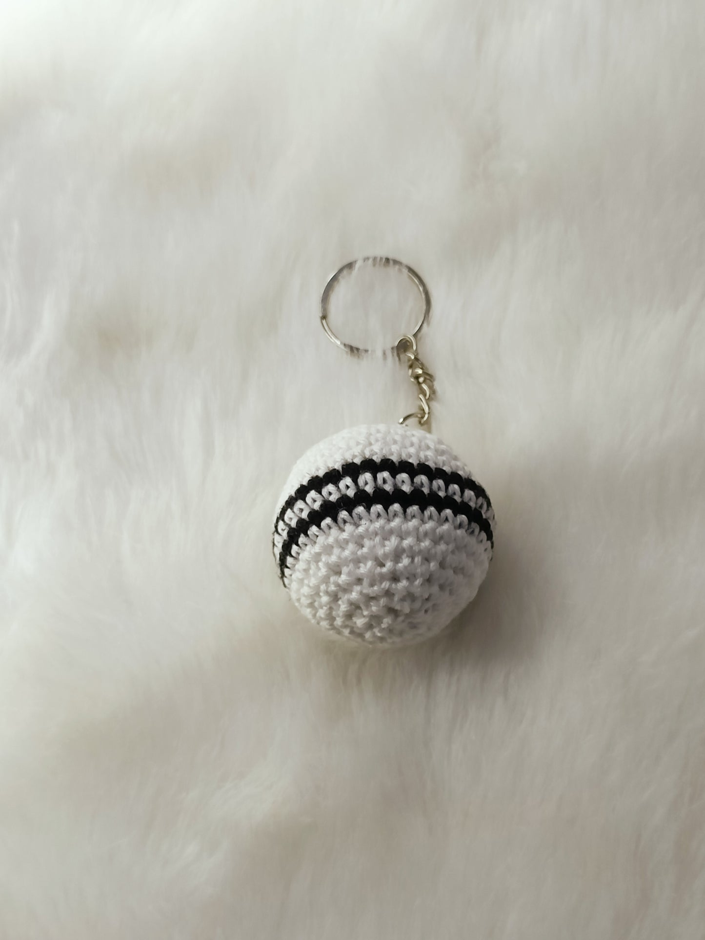 Haute Crafts Handmade Crochet Cute White Ball  Keychain  Washable Keychain)