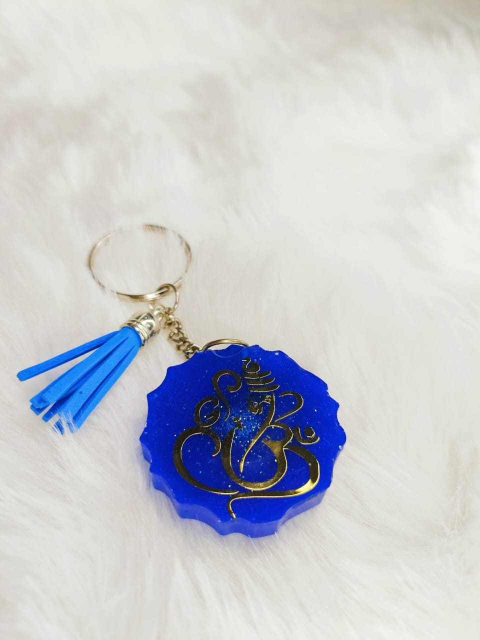 Haute Crafts Ganesh ji Theme with Tassel ,Resin Keychain Key Ring for Women, Girls Purse ,Handbags, Car, Bike.